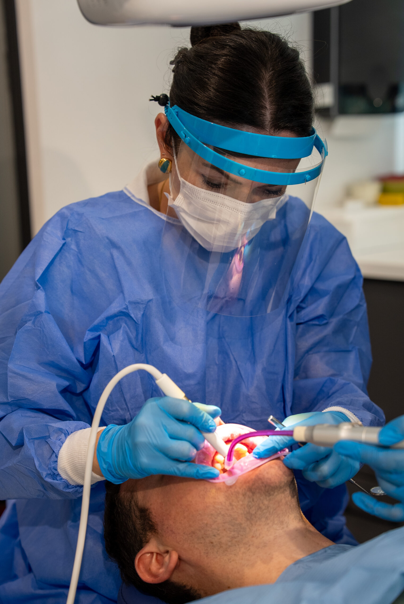 Cost advantage of zirconium crowns in Turkey